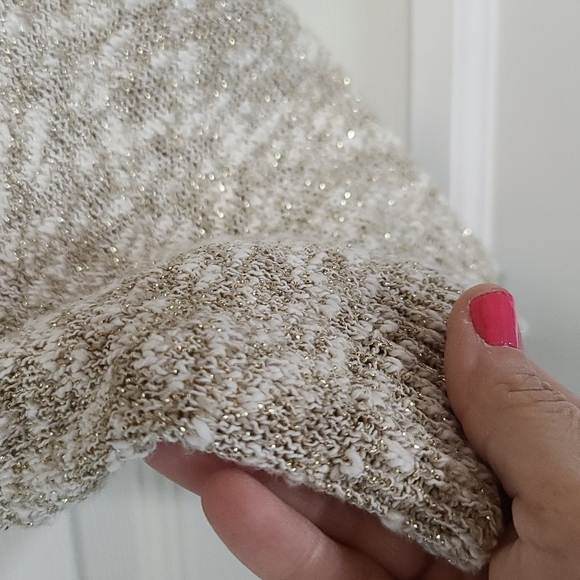 Mossimo Dutti sweater - Picture 2 of 6